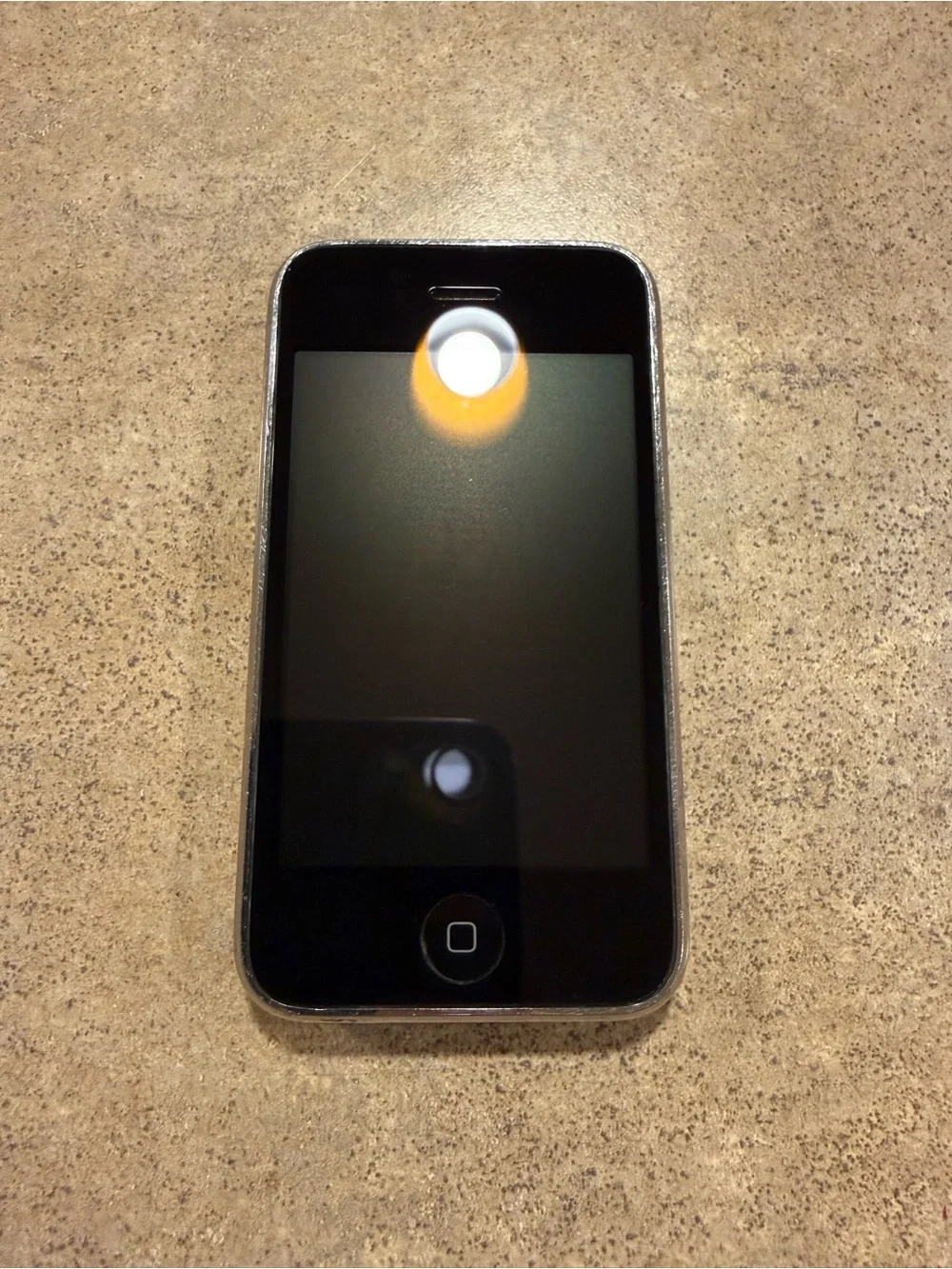 *FOR PARTS / REPAIR* Apple iPhone 3GS A1303 MC137LL/A White 16 GB w/ USB Cable